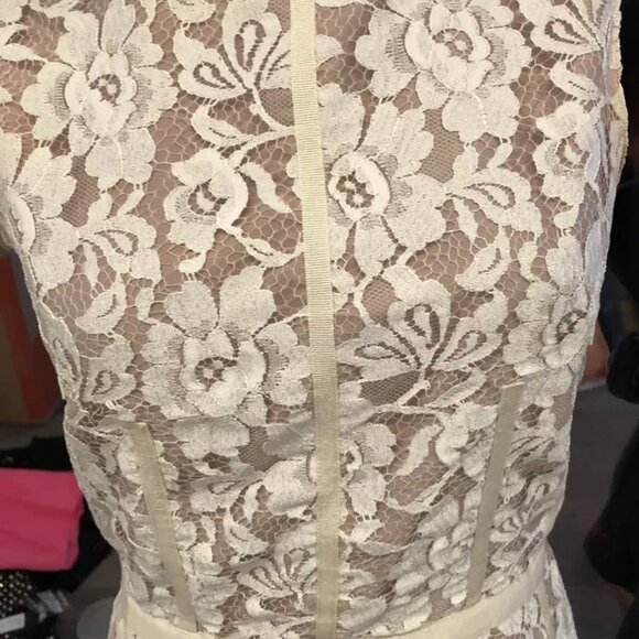 Dolce & Gabbana lace Pink Dress 650$ - Picture 5 of 6